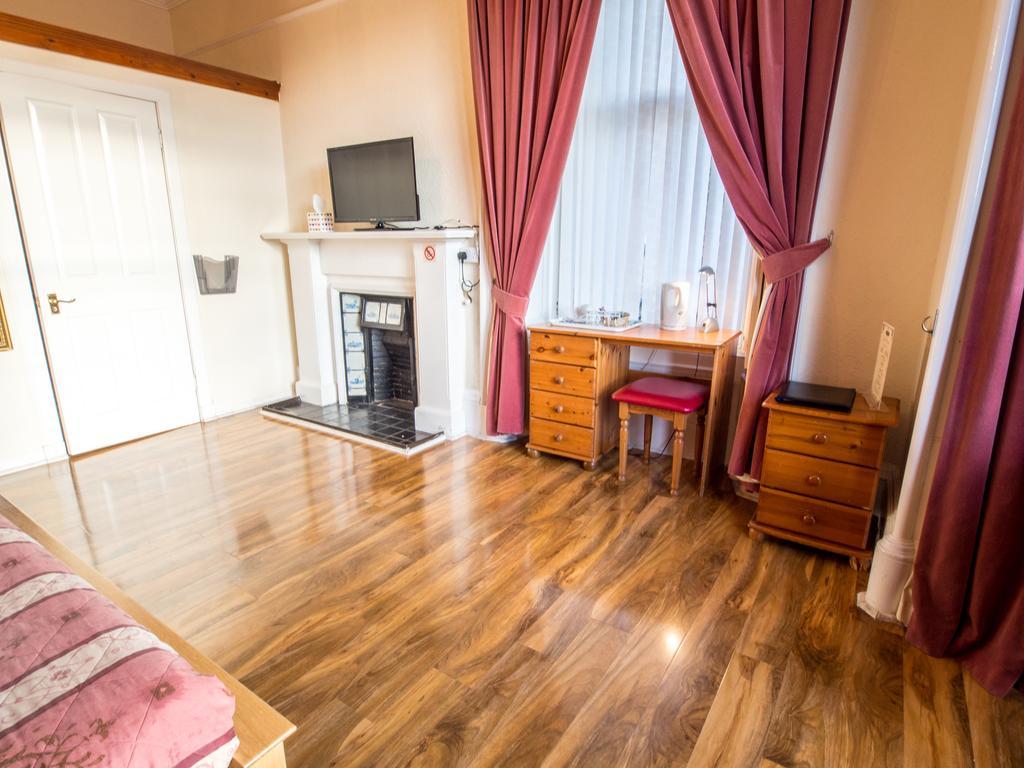 Corstorphine Lodge Hotel Edimburgo Esterno foto