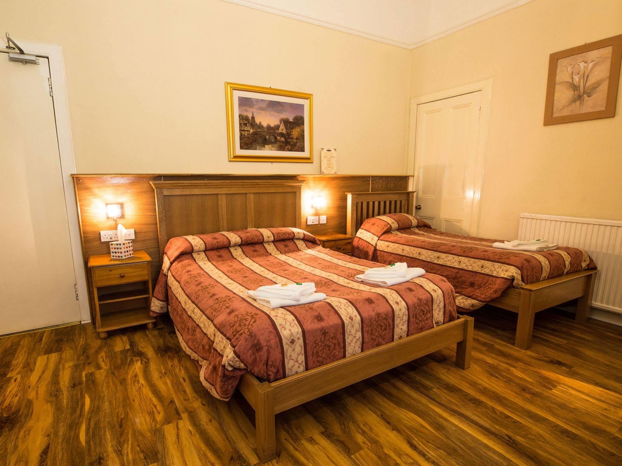 Corstorphine Lodge Hotel Edimburgo Esterno foto