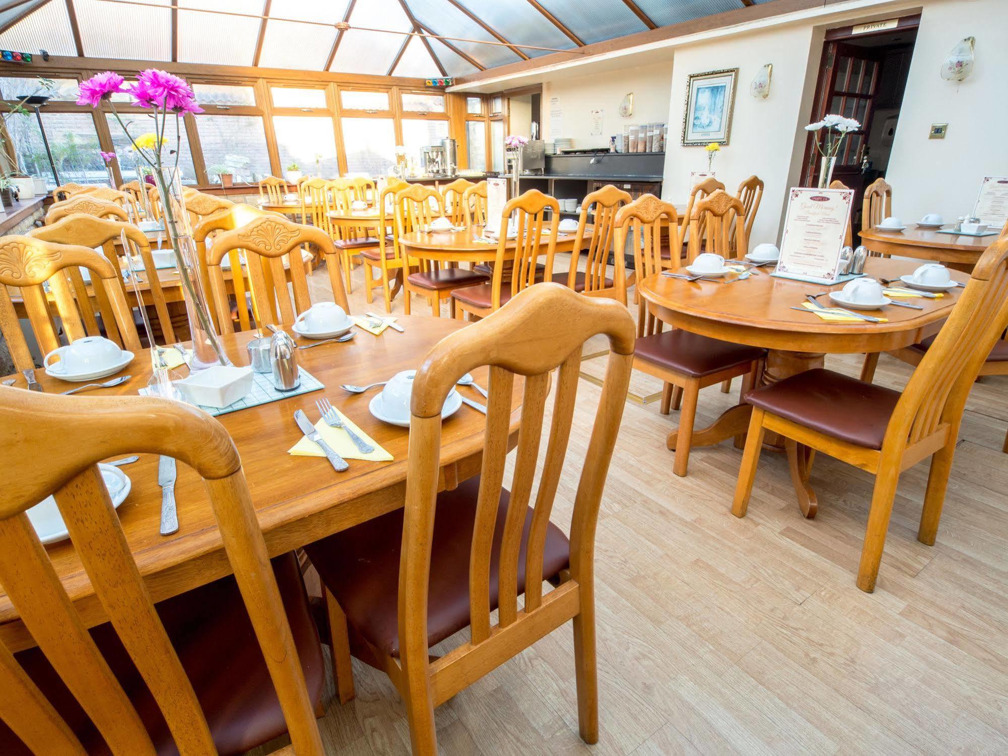 Corstorphine Lodge Hotel Edimburgo Esterno foto