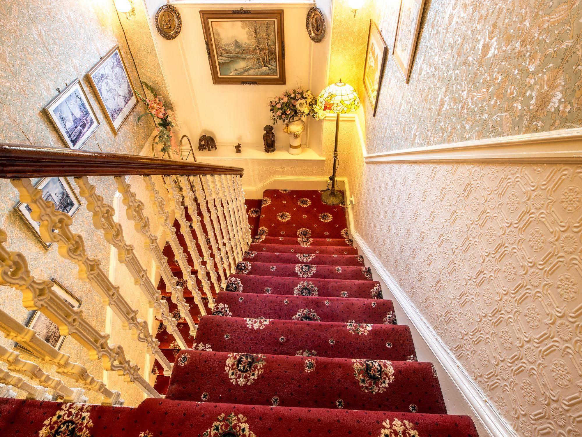 Corstorphine Lodge Hotel Edimburgo Esterno foto